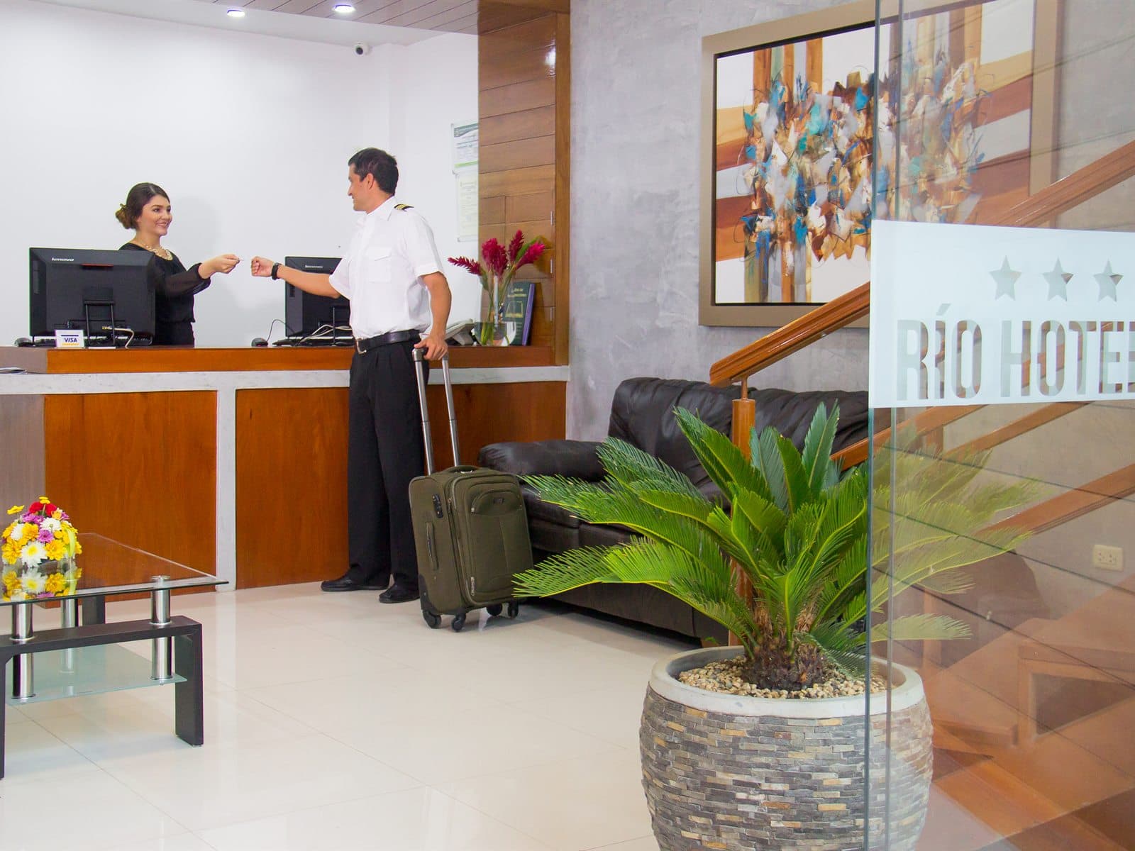 Recepción principal del hotel